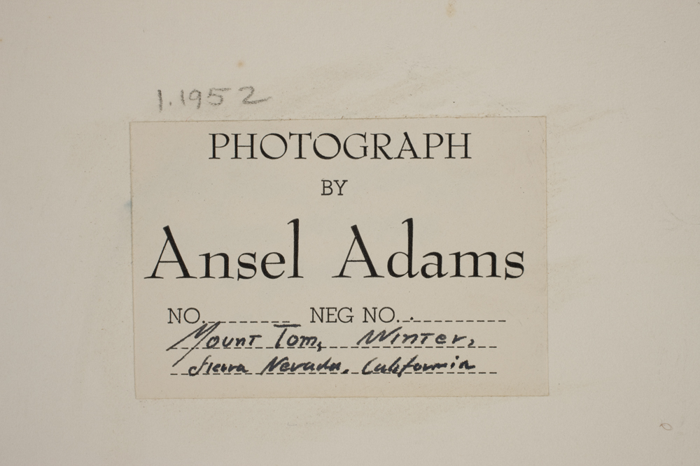 Etichetta utilizzata da Ansel Adams dal 1940 a circa il 1953. 