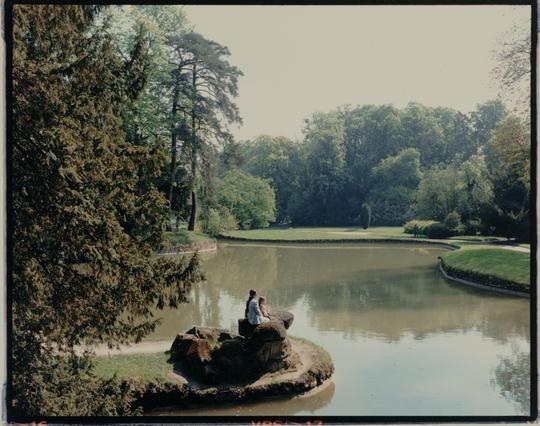 Luigi Ghirri, Versailles, 1985 dalla serie "Versailles" c-print, 24 x 30,5 cm 