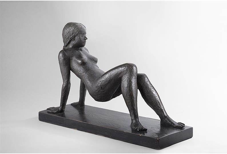 LOTTO 29 - Marino Marini, Figurina (Bagnante), 1934, bronzo, cm 61,5x19x37. Stima su richiesta.