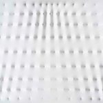 Aste: ecco il catalogo di Maggio di Porro & Co. LOTTO 50 - Enrico Castellani, Superficie bianca, 1979, acrilico su tela estroflessa, cm 80x100. Stima: € 200.000/250.000. Courtesy: Porro&Co.