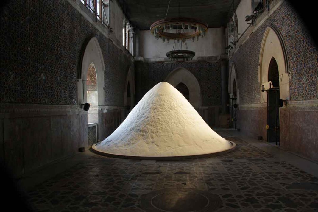 PATRICIA KAERSENHOUT The Soul of Salt, 2016. Installation view photo by: Photo: Wolfgang Träger. Photo Courtesy: Manifesta 12 Palermo and the artist