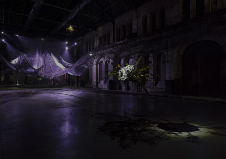 Dalle Officine al Futuro: OGR Torino tra Visioni Quantistiche e Radici Digitali