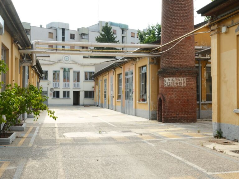 MEGA Art Fair 2026: il ritorno della fiera sperimentale nello scenario industriale di Milano