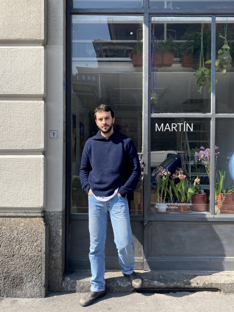 MAGMA di Roberto Aponte alla BABS Art Gallery: gioielli e ceramiche tra memoria mediterranea e materia in trasformazione