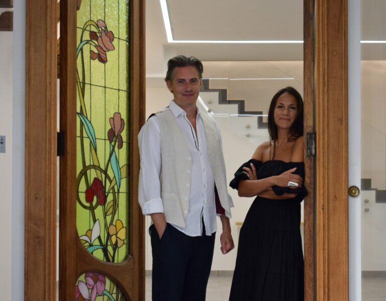 Il tempo lento dell’arte: vivere le mostre nella quotidianità di una Home Gallery napoletana