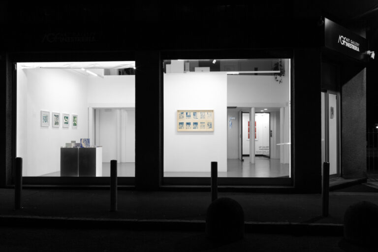 Un collezionismo per tutti: carte accessibili e nuove aperture alla galleria Finestreria